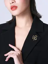 四葉のクローバーデザイン ブローチ【高級感あるスタイリッシュな女性用・スカーフ留めにも最適】