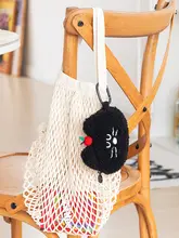 かわいい猫デザインの毛糸ぽんぽん財布【立体構造・小物収納・ストラップ付き】