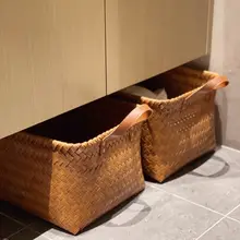 水洗い可能！レトロ風の高級フェイクラタン収納バスケット【お菓子・おもちゃ・衣類・雑貨整理用・ピクニックバスケット】