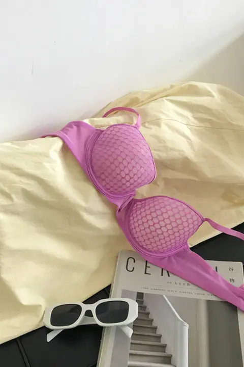 法式デザインの冬用女性インナー【大きな胸を控えめに見せる・副乳を防止・セクシーなスタイル】（セットアップ対応）