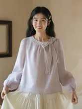 淡い紫色のレースリボン付き長袖シャツ【麻と天絲使用・秋用・ルーズフィット】