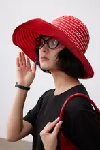 極上の柔らかさ！UPF50+の大きなツバを持つフリル装飾フィッシャーハット【夏用・紫外線対策】