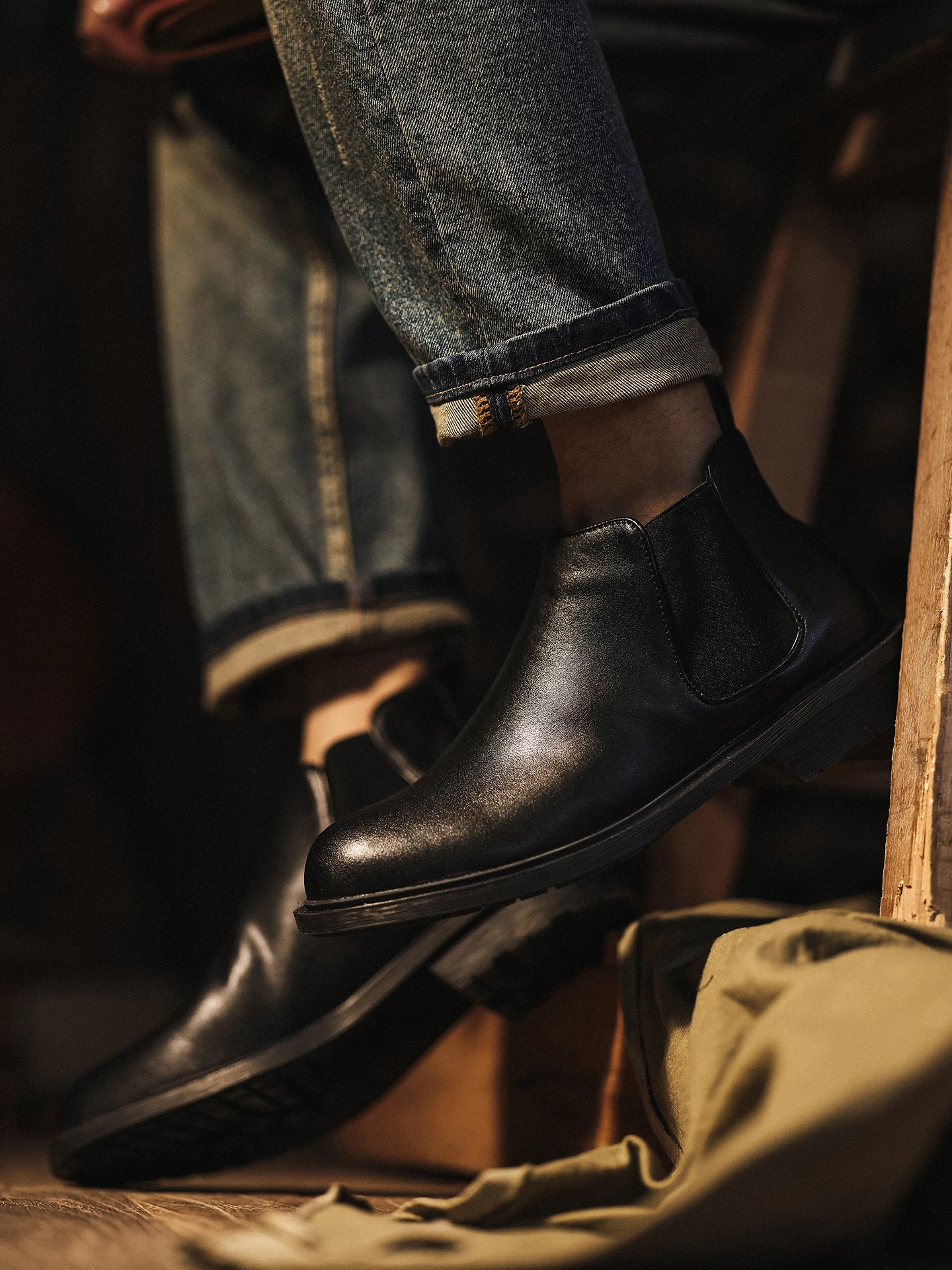 アメリカンクラシックスタイルのマーチンブーツ：レザー製チェルシーブーツの実用性と選定基準