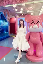 エレガントなフレンチスタイルミディドレス【スクエアネック・ハイウエスト・レトロデザイン】