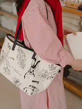 モノクロのうさぎプリントトートバッグ【通勤・カジュアル】