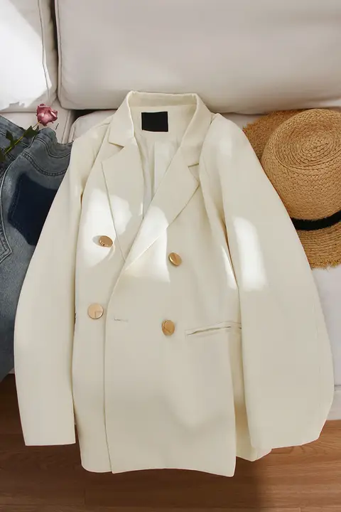 4U4U 米白色金属ボタン付き レディースジャケット【ゆったりデザイン・春夏用】