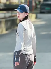 春夏向け薄手のスポーツロングスリーブTシャツ【通気性・メッシュデザイン・ランニング対応】