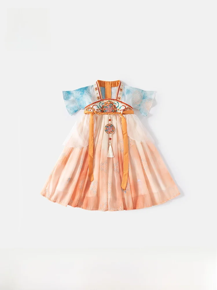 お祭りに着る洋服はどこにすべき？漢服風ドレスが解決  する夏祭りの着こなし悩み