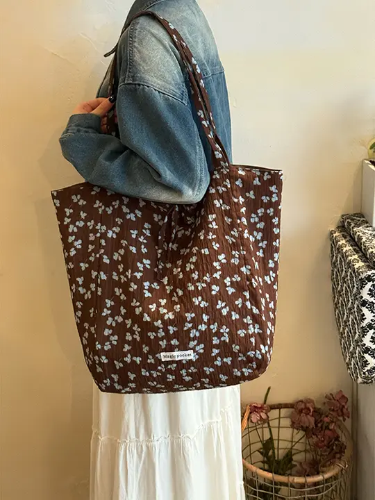 レトロな花柄トートバッグ【大容量・両面使用・シングルショルダー・通勤・買い物用】