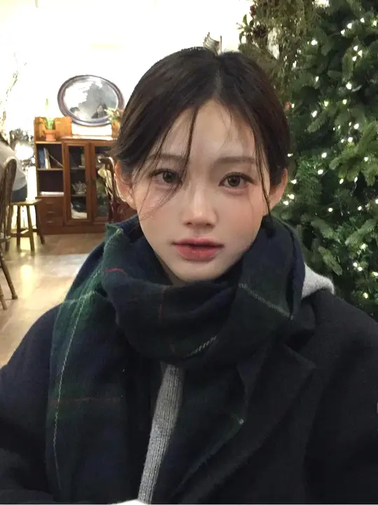 秋冬に最適！グリーンチェック柄ストール【フリンジ付き・レトロなアカデミックスタイル】