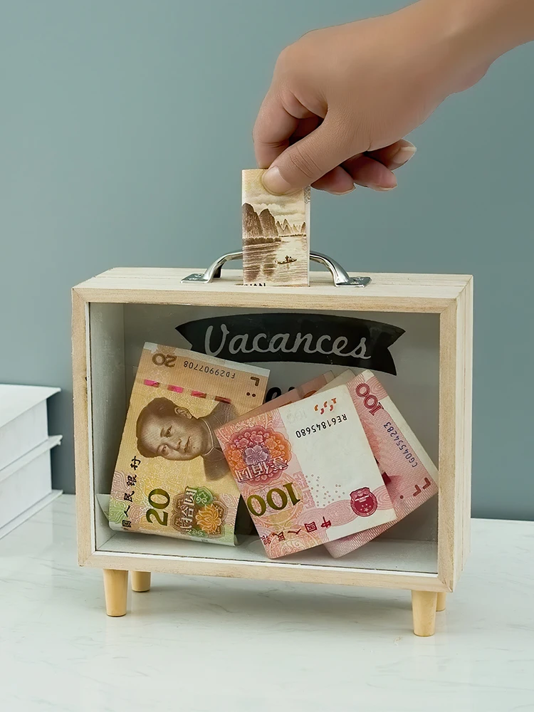 500円玉貯金箱と旅行グッズプレゼントのバランスを取るには？北欧風木製貯金箱が解決するリアルなライフスタイル