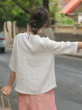 ホワイトリネンTシャツ【レトロ・アートスタイル・ラウンドネック・ゆったりフィット・短袖】