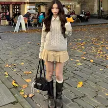 レトロ風ローウエストデニムタイトスカート【フリンジ仕上げ・Aライン・カジュアル・秋冬対応】（セットアップ対応）