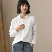 快適なコットンの白い女性用シャツ【春秋用・ゆったりしたデザイン・長袖】