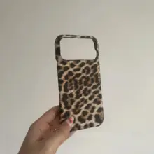 秋冬シーズンにぴったりなヒョウ柄iPhone用レザーケース【手作り・半包構造・レトロデザイン】