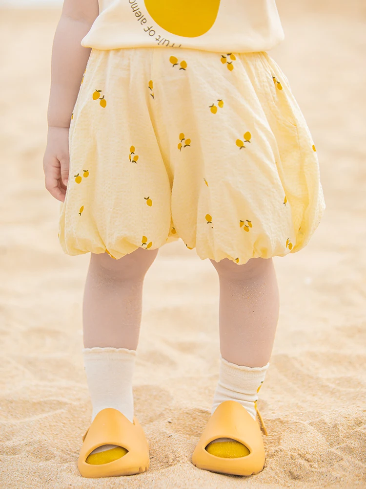 気温20度向け子供服としての夏用タンクトップと花苞パンツの選定基準