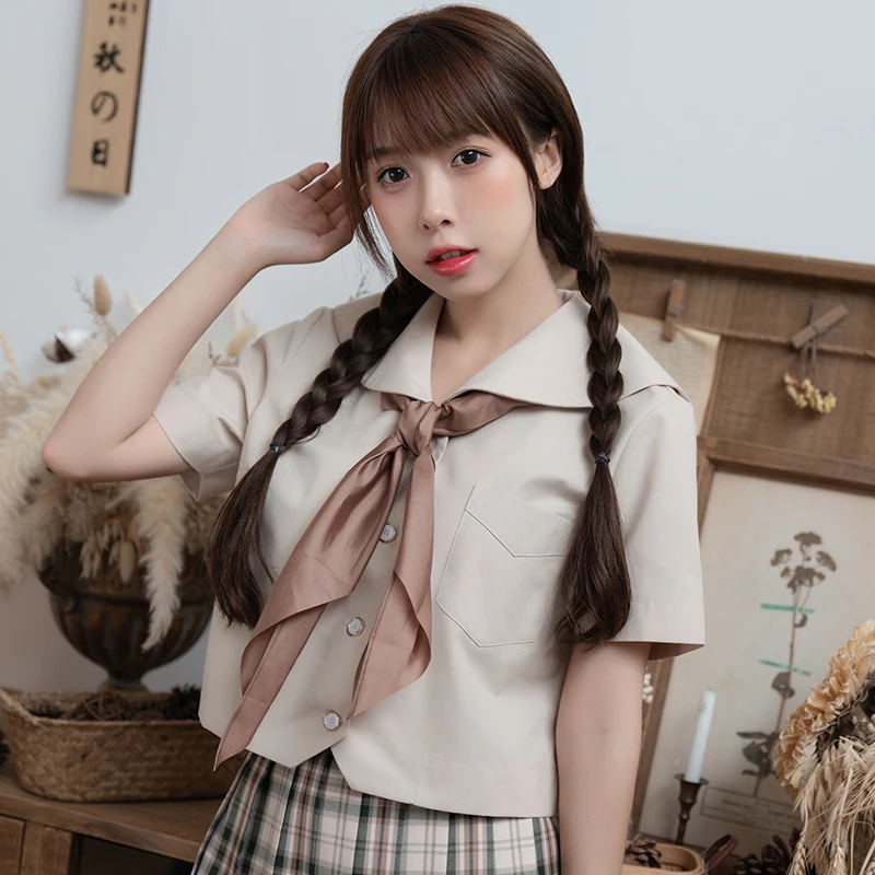 明るい夏の制服をどう選ぶ？Kyoukoのセーラー服がなぜ人気なのか