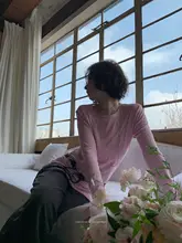 デザイン性に優れたスタイリッシュなタンクトップ【フィット感・中長丈・皺加工】