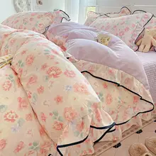 プリンセス風レースデザインの掛け布団カバー【キルティング・ダブルサイズ・寝具4点セット】（セットアップ対応）