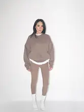 極上の柔らかさのラウンドネックプルオーバーセーター【厚手・多色展開】