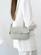 トレンディなショルダーバッグ【斜め掛け・ソフトレザー・ミニサイズ】