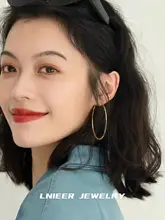 高級感ある925シルバー製大きな円形イヤリング【エレガントなデザイン・女性用】