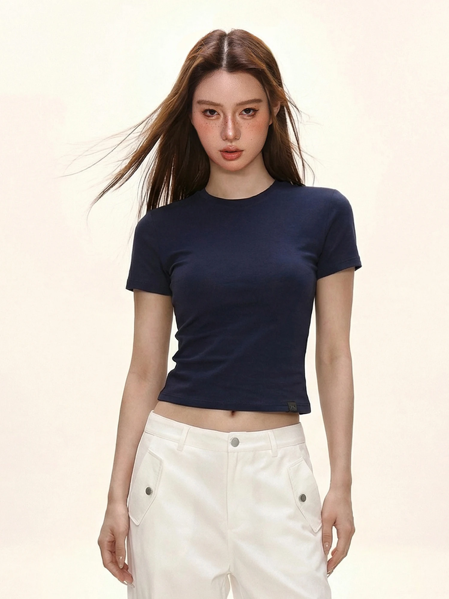 tシャツコーデレディースで失敗しない方法は？夏のカジュアルスタイルをシンプルに決める3つのポイント