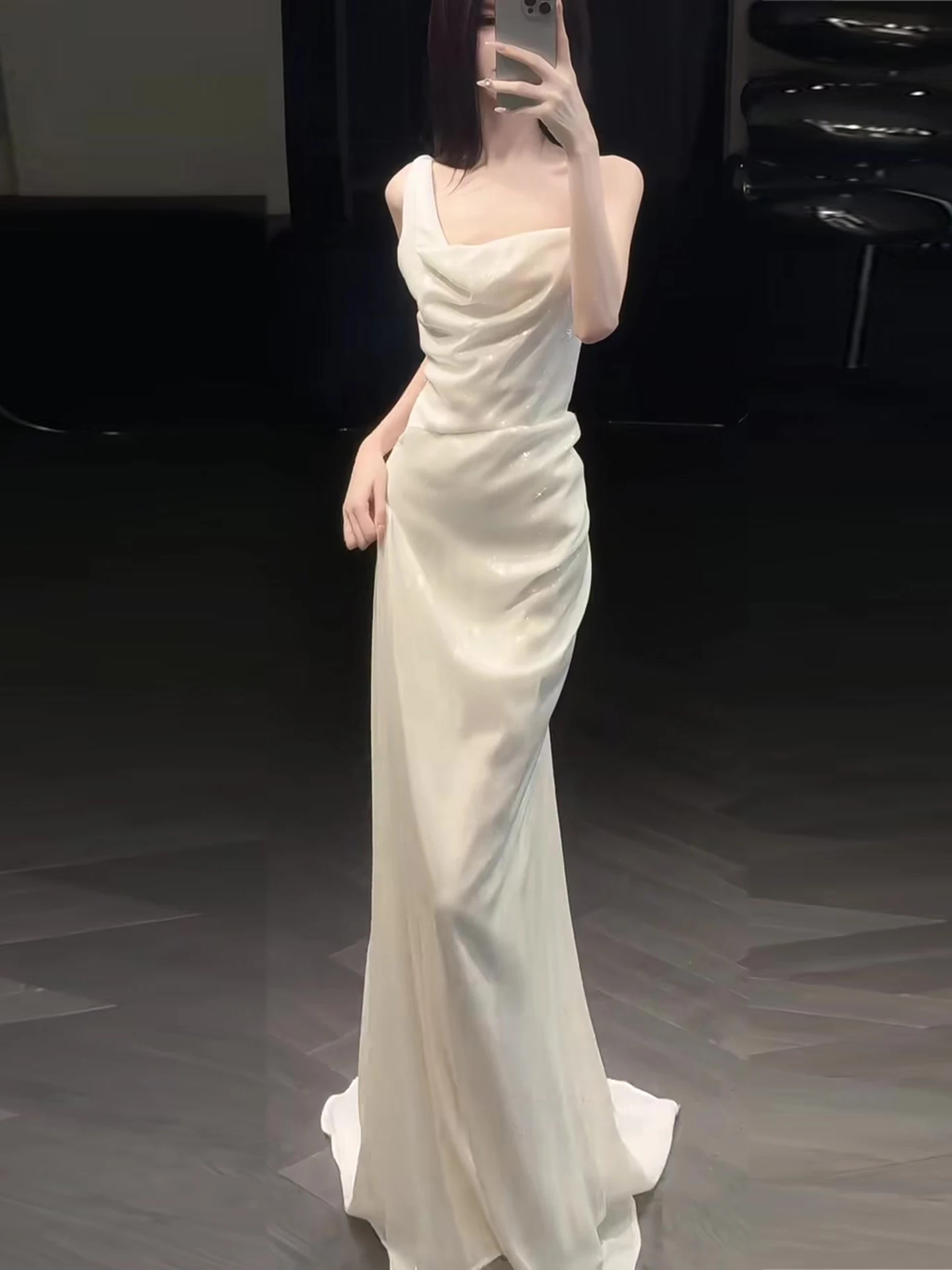 結婚式お呼ばれドレス 骨格ストレート おすすめ4選は？