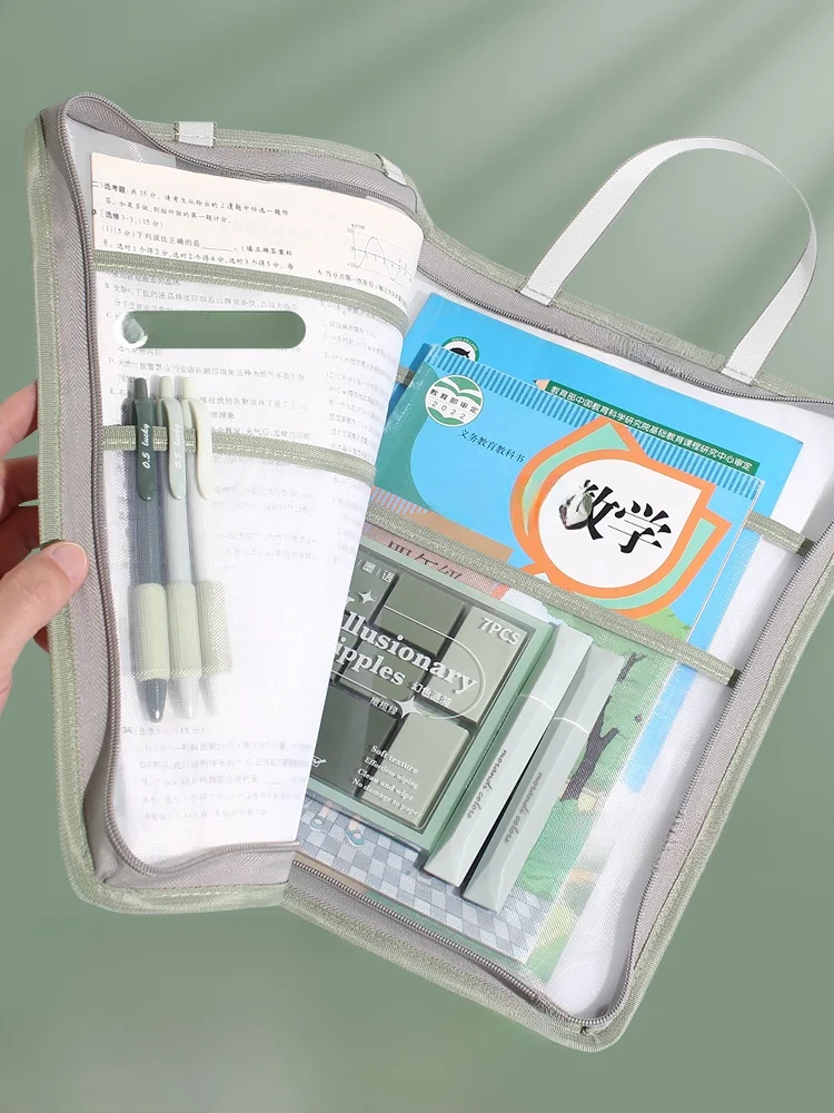 子供書類整理に最適なA3サイズ透明ファイルバッグの実用性と収納効果