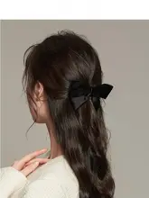 リボンデザインのヘアクリップ【春夏用・後頭部用・ファッション小物】