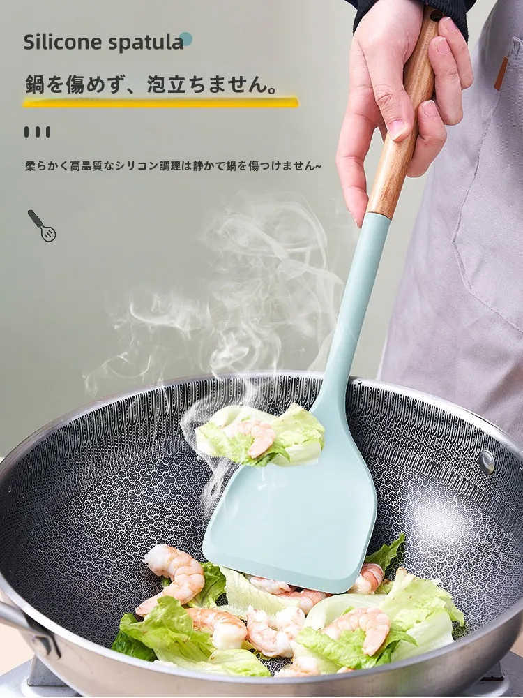 耐熱シリコンスパチュラとスープスプーン2点セット：初心者向け調理器具の実用性と使い分け