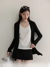 黒の中長丈長袖Tシャツ【レディース・カジュアル・UVカット】