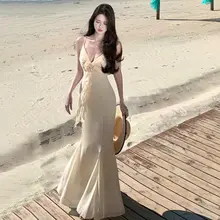 立体花柄デザインのVネックキャミソールワンピース【優雅でセクシー・ロマンティック・デート用・リゾートスタイル】