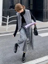 グレーのベストとスカートの春秋コーディネート【エレガントな印象・半身スカート・セットアップ対応】