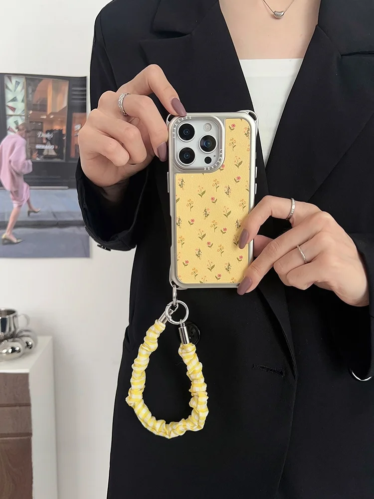 iPhoneケース ストラップホール付き で失敗しない選び方は？