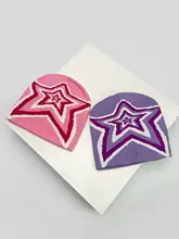 ハートと星模様のニット帽【ユニセックス・暖かい・個性的デザイン】（セットアップ対応）