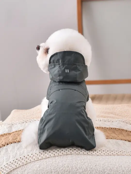 ペット用 犬のレインコート【小型犬対応・ハーネス穴付き】