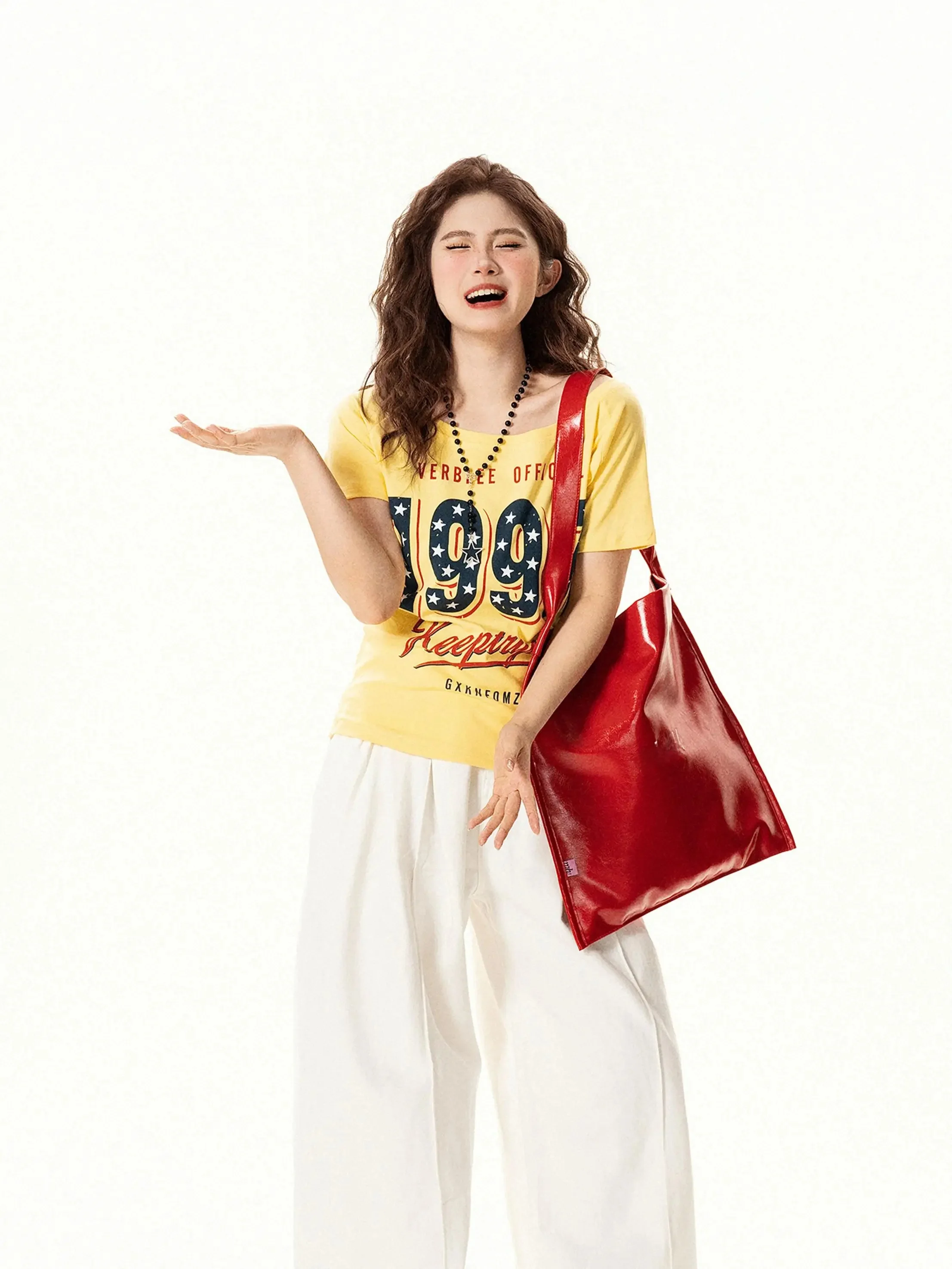 ヴィンテージデザイン 星柄プリントオフショルダーTシャツ【夏用・短袖】