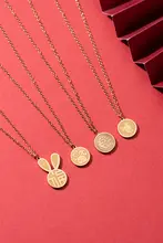 可愛いウサギデザインのネックレス【ロックチェーン・個性的で洗練されたデザイン】
