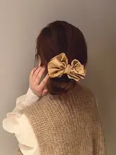 大きなリボンヘアクリップ【シンプル・バネ式・ポニーテール用】