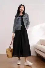 優雅なデザインのアセテート短袖ワンピース【ウエスト絞り・ミディ丈・小黒服】（セットアップ対応）