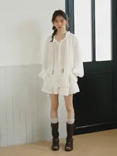 極薄ドレープフリル襟長袖ブラウス＆ショートパンツ（セットアップ対応）