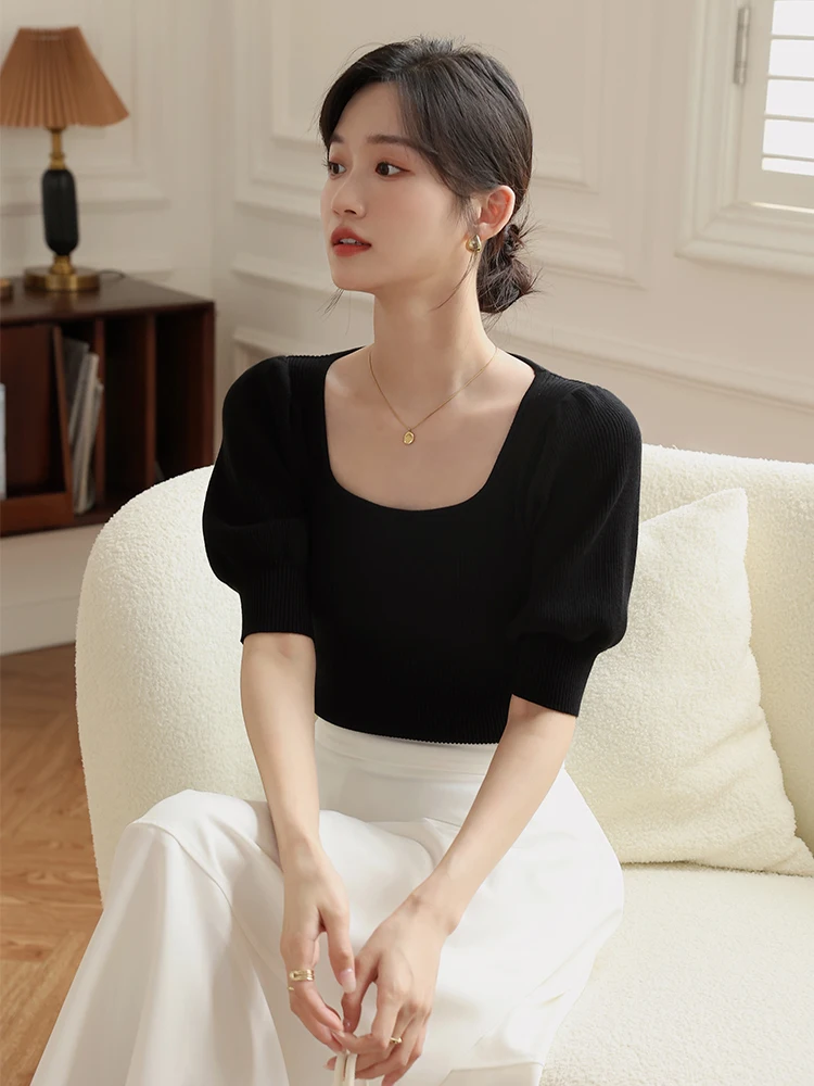 ユニクロ コーデ 2026夏 通勤向け 完全ガイド パフスリーブニットTシャツ