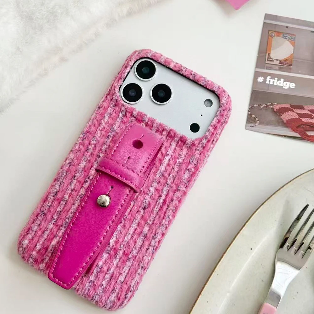 スマホケース ショルダー 全機種対応 どうやって選ぶか？柔らかいピンクの腕带式ケースが通勤にぴったりな理由