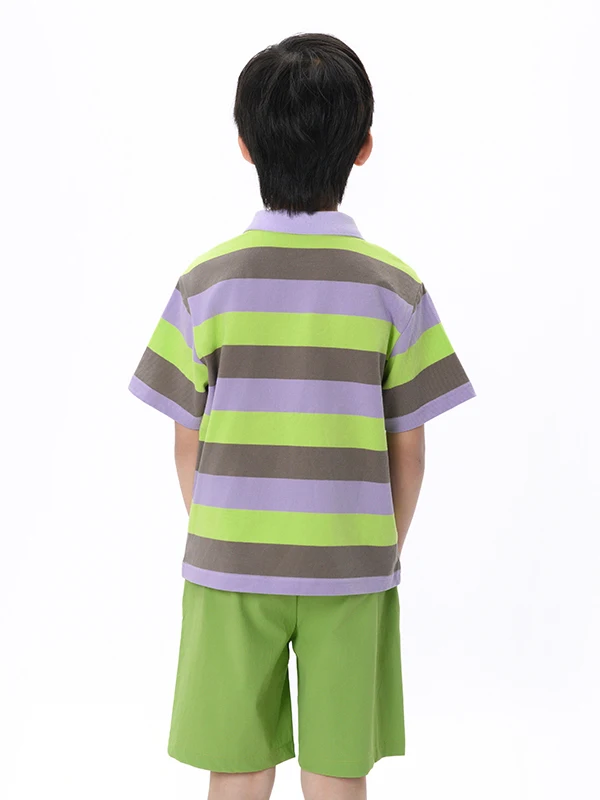 子供用ポロTシャツ：ストライプデザインで夏のカジュアルスタイルを実現