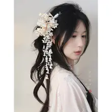 美しいスズランの花と流れるタッセルのサイドヘアクリップ【新中式・ビーチリゾート風】