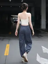 シームレスフィットのスポーツブラ【女性用・ジムやヨガに最適・バックストラップデザイン】