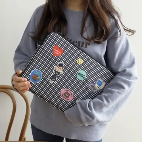 可愛いノートパソコンバッグ【衝撃吸収・スリムデザイン・iPad適合】