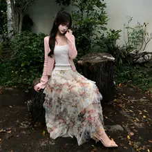 春夏用ピンクニットカーディガン【長袖・フリルスカート・キャミソール付き】（セットアップ対応）