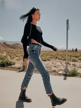 AlphaGym 高ウエスト スリムフィットデニムパンツ【美尻効果・ストレッチ・九分丈】